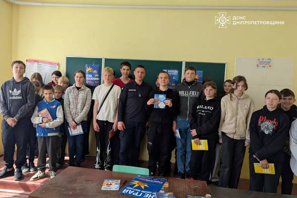 Як не потрапити в небезпеку: школярам Покровської громади нагадали правила мінної і пожежної безпеки