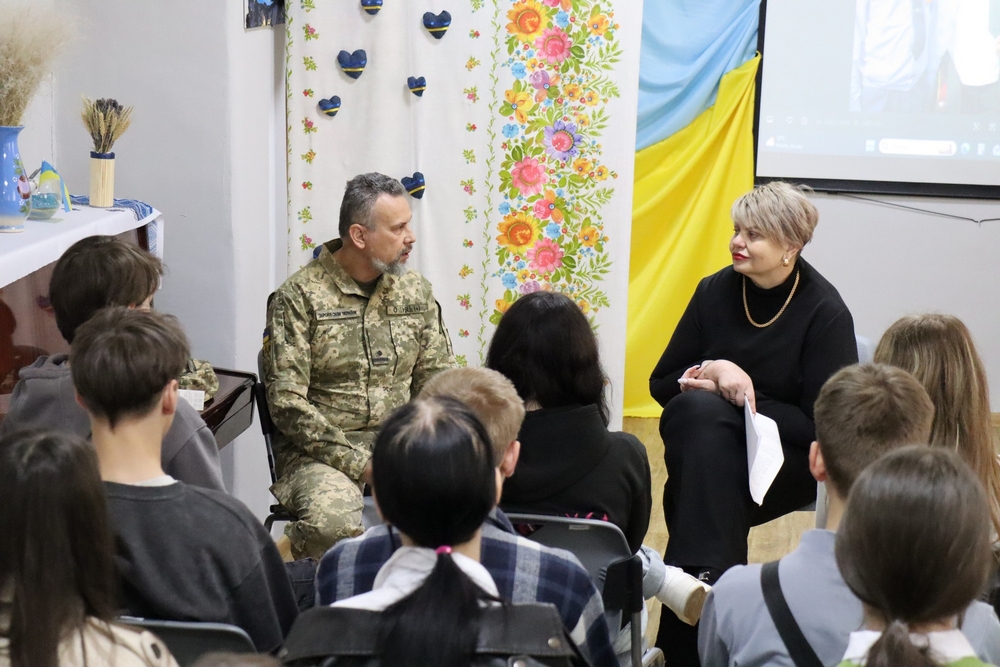 Про війну і повернення додому, про складний вибір і доленосні рішення: відверта розмова з ветераном у Покрові (фото)