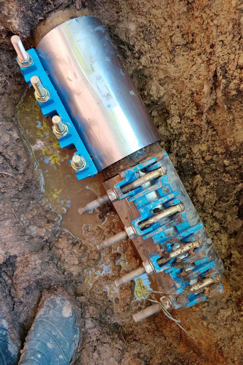 Вода без перебоїв: як UNICEF допомагає з відновленням мережі у Томаківській громаді 