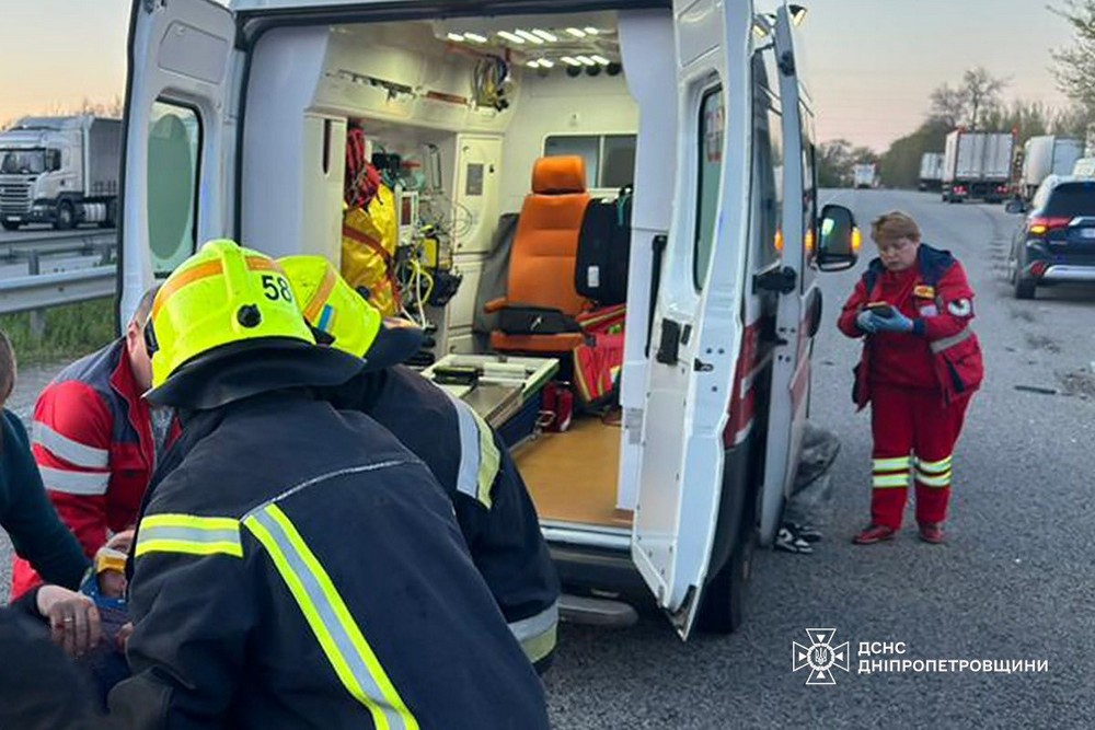 Смертельна ДТП з маршруткою біля Дніпра сталася 28 квітня (фото)