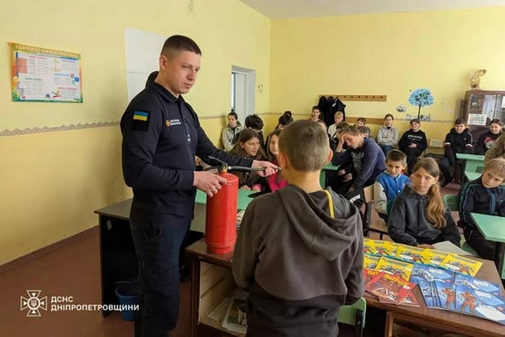 Як не потрапити в небезпеку: школярам Покровської громади нагадали правила мінної і пожежної безпеки