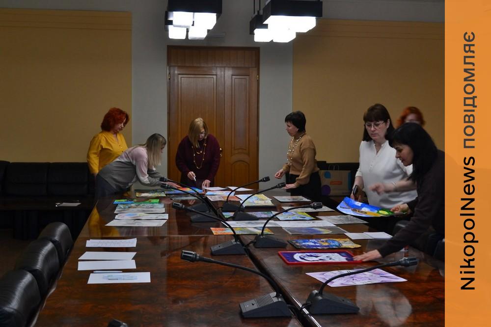 Дві юні художниці з Покровської громади стали переможицями конкурсу ілюстрацій 4
