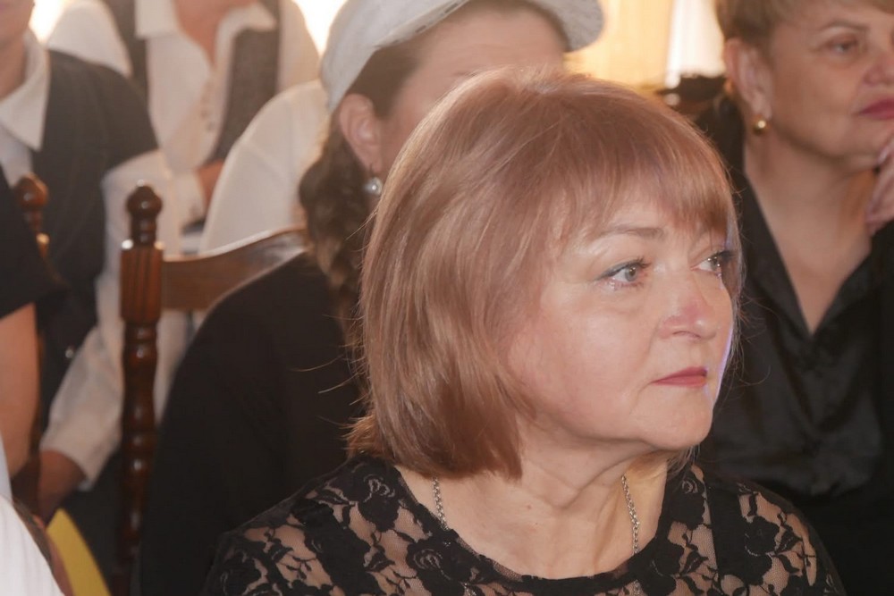 «Жіноча вітальня» у Покрові об’єднала театр, лялькарство та творчі історії