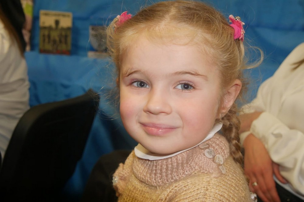 «Жіноча вітальня» у Покрові об’єднала театр, лялькарство та творчі історії