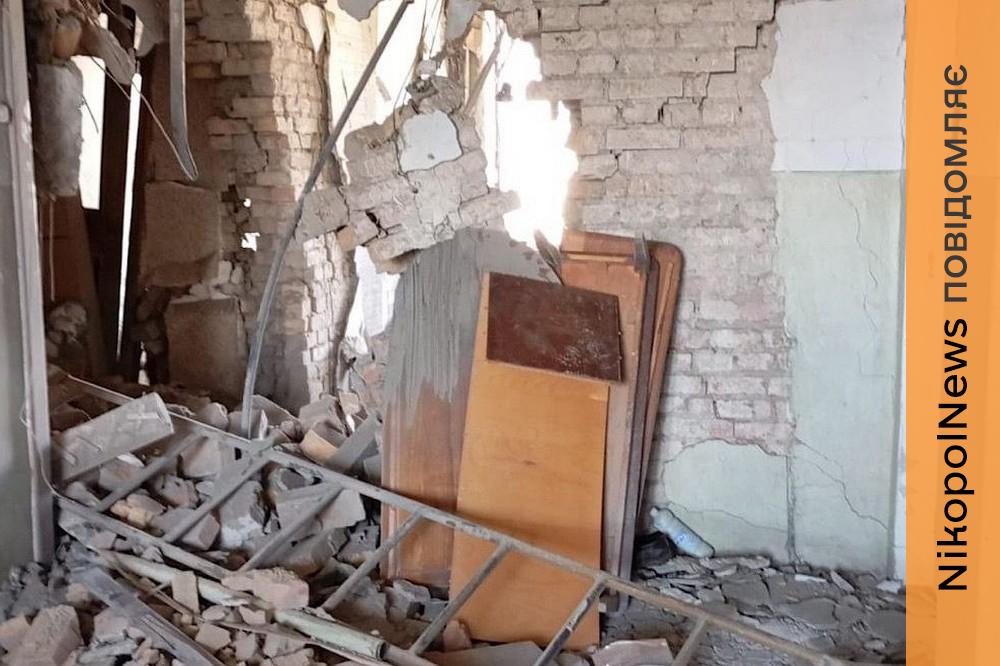 Двоє загиблих, 7 поранених, в тому числі поліцейські: наслідки обстрілів Нікополя, зафіксували правоохоронці (фото) 1 Нікополя 4