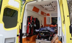 Центральна лікарня Покрова 5