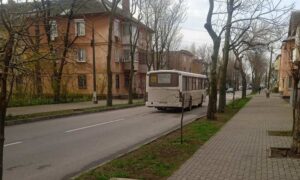 У зв'язку з безпековою ситуацією на Нікопольщині 2