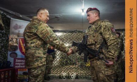 Захисник з Нікопольщини отримав нагороду від Головнокомандувача 2