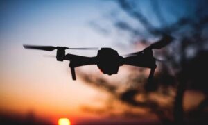 Як вижити під час атак дронів: інструкця з виживання у Нікополі та на інших прифронтових територіях від досвідченого пілота