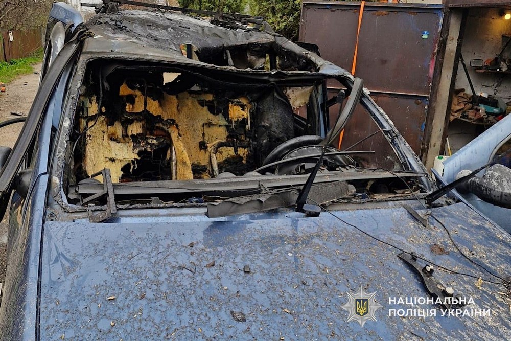 Загиблий і багато поранених: про наслідки обстрілів Нікополя, Синельникового, Павлограда і Криворіжжя розповіли у поліції (фото)