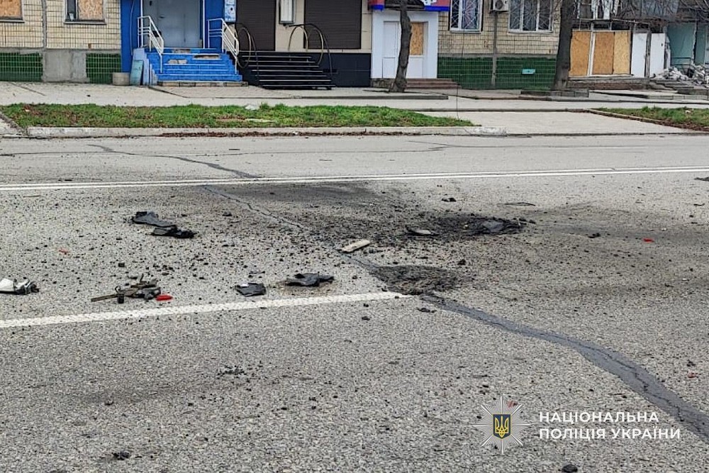 Загиблий і багато поранених: про наслідки обстрілів Нікополя, Синельникового, Павлограда і Криворіжжя розповіли у поліції (фото)