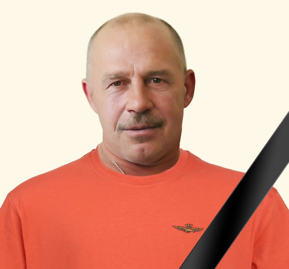 Окупанти у Нікополі вбили феропалавника, вдаривши дроном по автівці (фото) Окупанти у Нікополі вбили феропалавника, вдаривши дроном по автівці (фото)