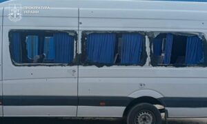 Другий за день удар по автобусу на Нікопольщині: прокуратура розпочала провадження