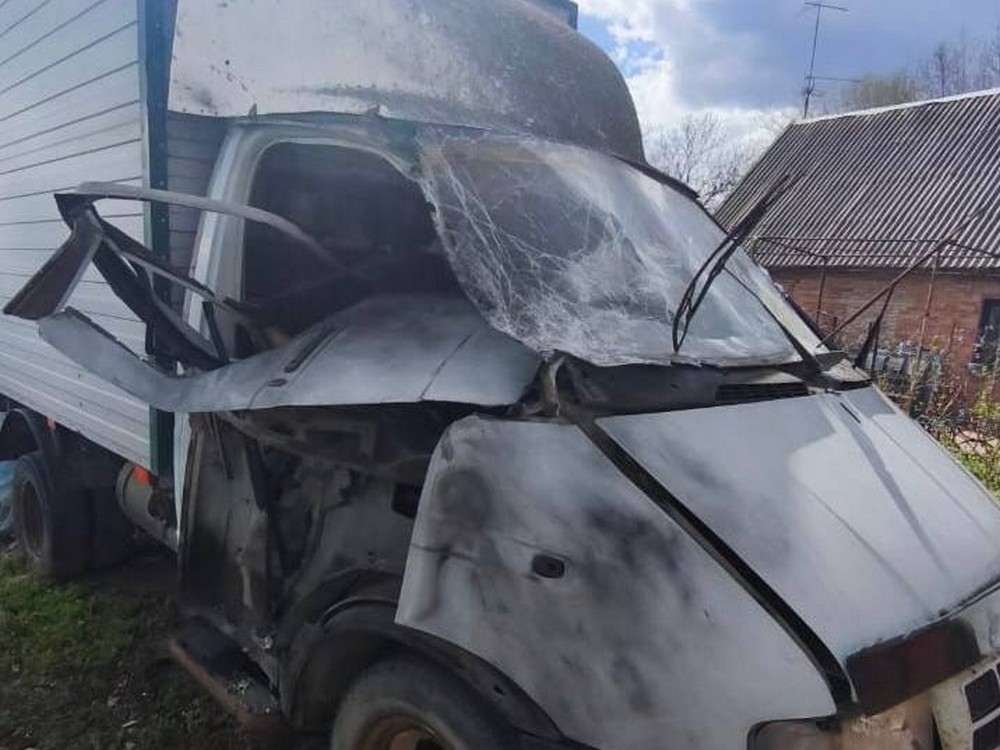 4 вбитих і 24 поранених у Нікополі і районі за день, також ворог атакував Криворіжжя і Павлоградський район (фото) 4 вбитих і 24 поранених у Нікополі і районі за день, також ворог атакував Криворіжжя і Павлоградський район (фото)