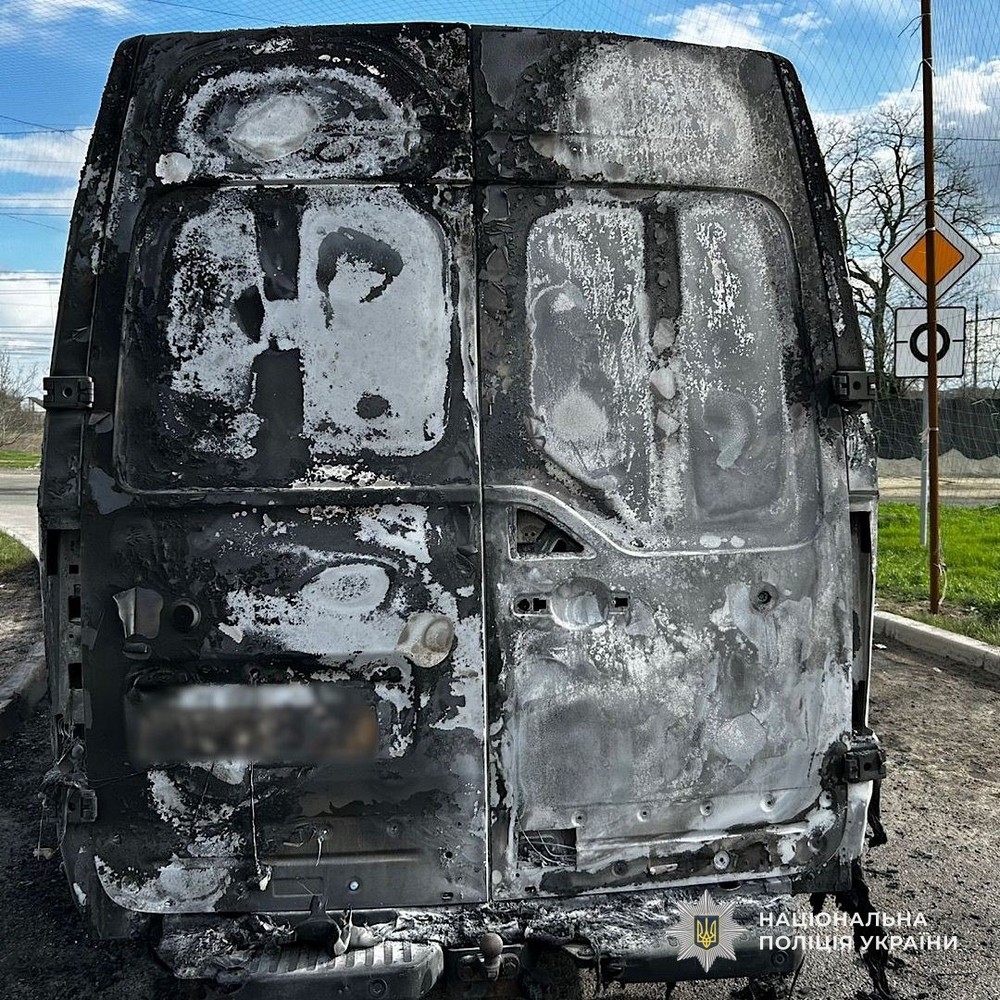 Ворог продовжив терор Нікопольщини у другій половині дня 7 квітня: фото