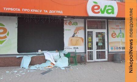 Ворог накрив Нікополь «Градом»: побито магазин, лікарня, підприємство, горіли вантажівки, - також під ударом були район і Синельниківщина (фото)