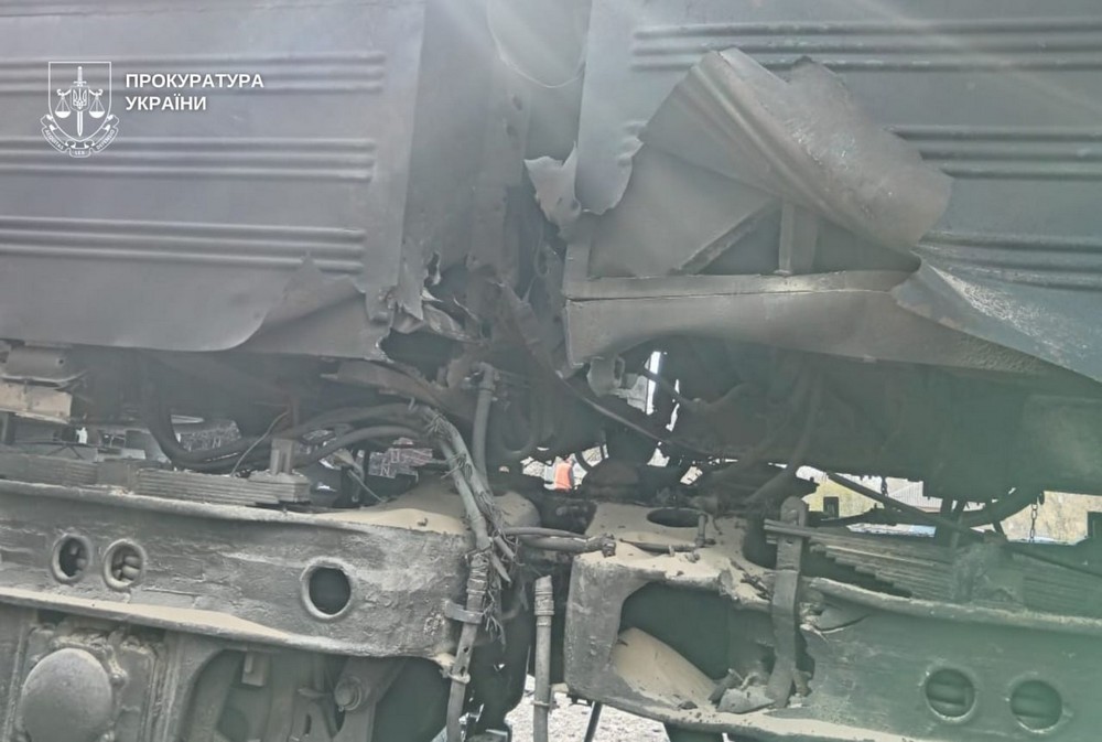 Двоє поранених і пошкоджено залізницю внаслідок обстрілу Дніпра: прокуратура розпочала розслідування