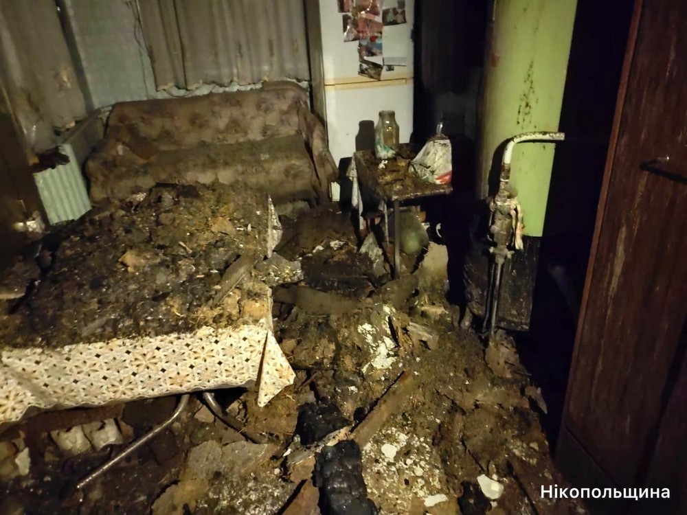 Ворог накрив Нікополь «Градом», є поранений у Марганці, під ударами були також Криворіжжя і Синельниківщина (фото)