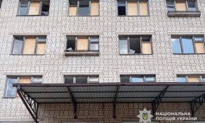Понад 150 ударів по Нікопольщині - є поранений і руйнування, атака на будівлю поліції, також ворог тероризував Криворіжжя і Синельниківщину (фото)