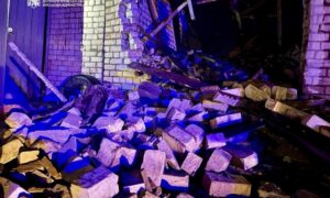 Двоє малюків поранено внаслідок удару по Дніпру ввечері 15 квітня (фото)