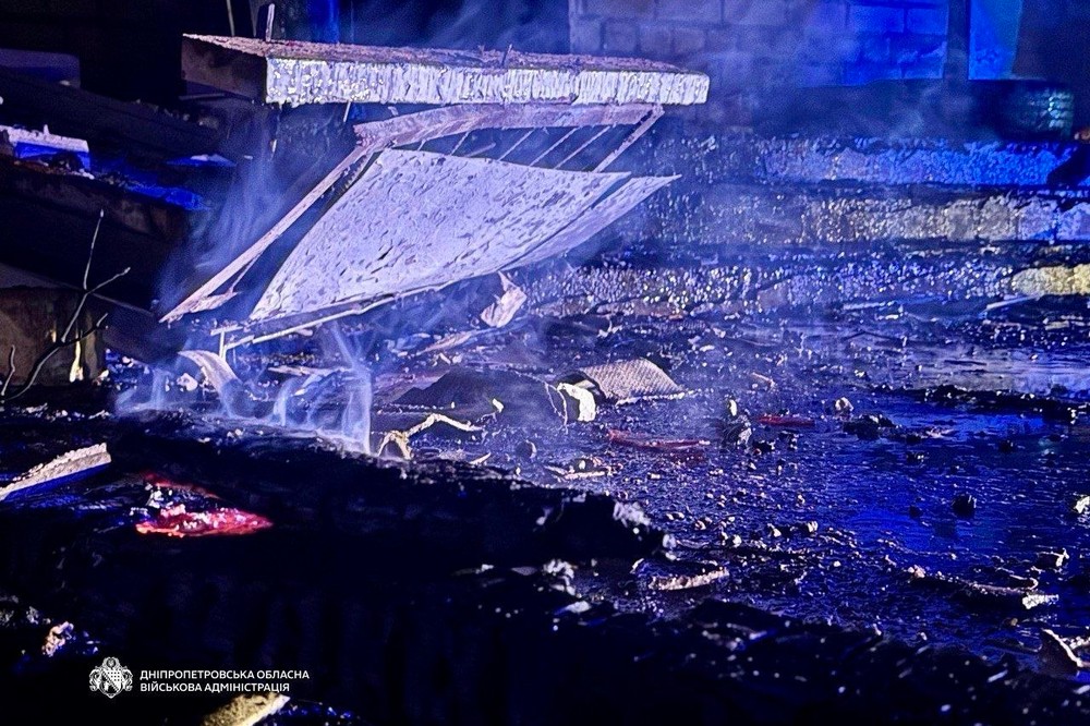 Двоє малюків поранені внаслідок удару по Дніпру ввечері 15 квітня (фото)