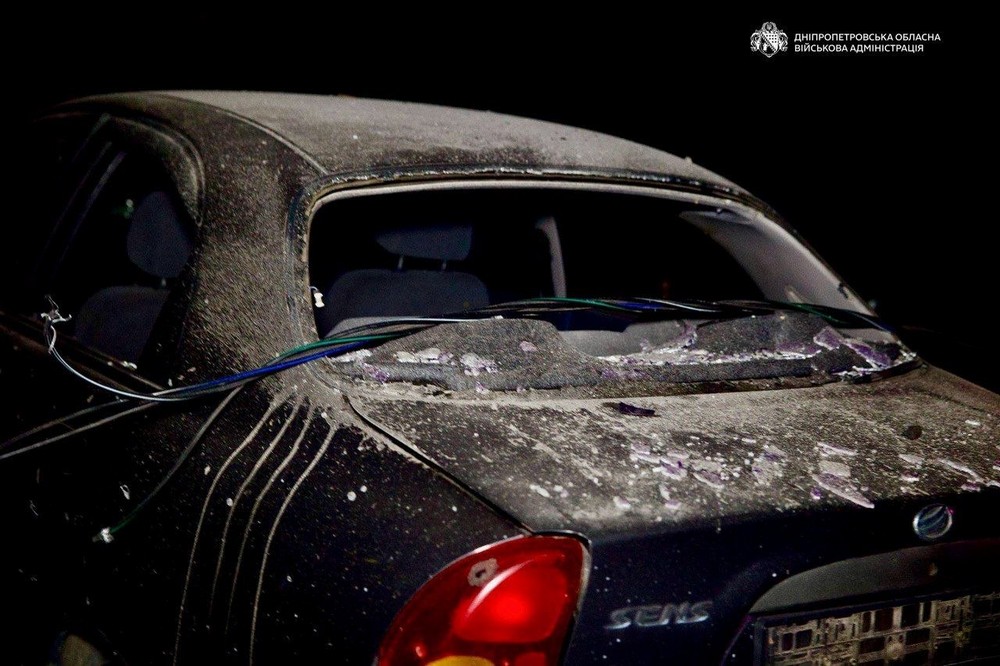 Загиблий і поранені на Нікопольщині, жертви і 30 постраждалих у Дніпрі і районі, масштабні руйнування – важка ніч на Дніпропетровщині (фото)