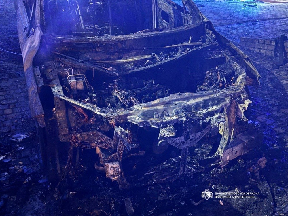 Загиблий і поранені на Нікопольщині, жертви і 30 постраждалих у Дніпрі і районі, масштабні руйнування – важка ніч на Дніпропетровщині (фото)