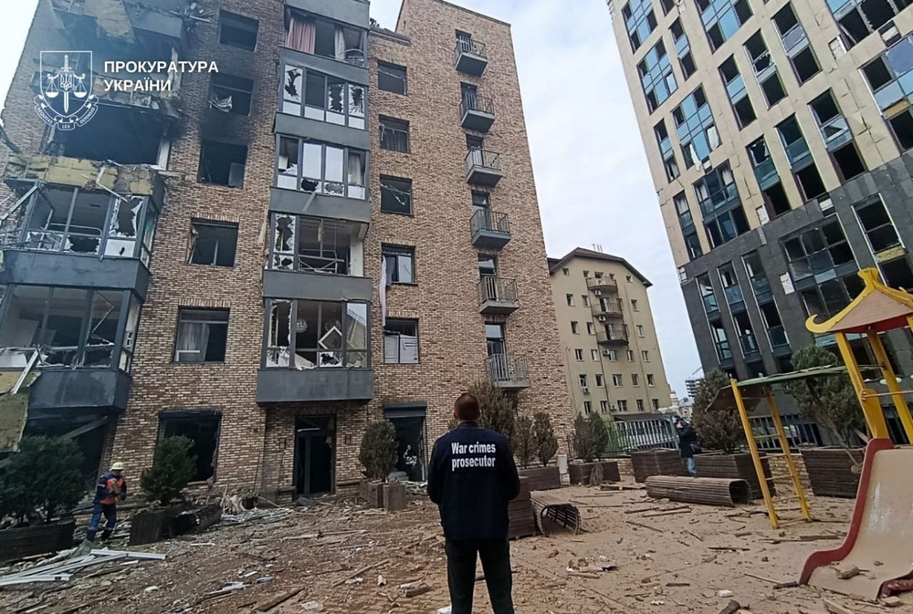 Троє загиблих та 35 поранених унаслідок комбінованої атаки на Дніпропетровщину. Загиблі і поранені є на Нікопольщині, у Дніпрі і Дніпровському районі. Розпочато розслідування. Троє загиблих та 35 поранених унаслідок комбінованої атаки на Дніпропетровщину. Загиблі і поранені є на Нікопольщині, у Дніпрі і Дніпровському районі. Розпочато розслідування.