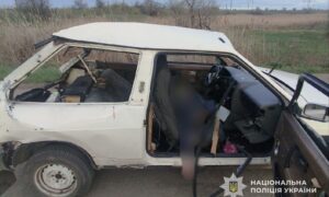 Дрони атакували автівки на Нікопольщині: є вбитий і поранені, у Дніпрі і районі теж жертви і десятки постраждалих – поліція (фото)