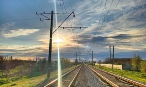 Мінлива хмарність, вітер і можливий дощ: погода у Нікополі 19 квітня