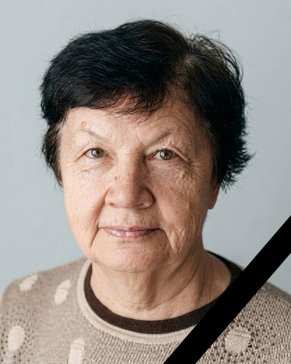 Пішла з життя разом зі своєю подругою… Сьогодні у Нікополі ворог вбив 77-річну жінку (фото)