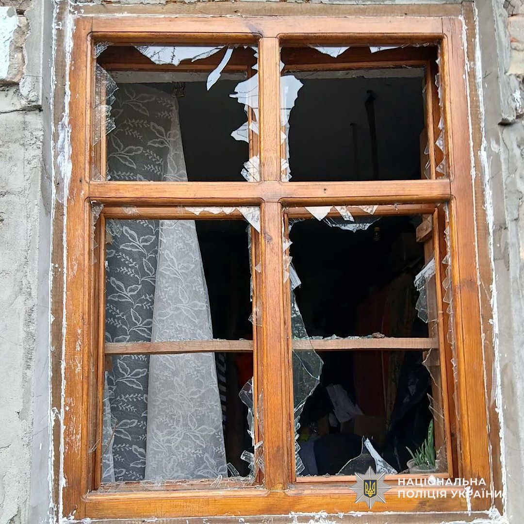 Серед поранених двоє дітей і юнак: ворог вдав по Нікополю, Криворіжжю і Синельниківщині (фото)