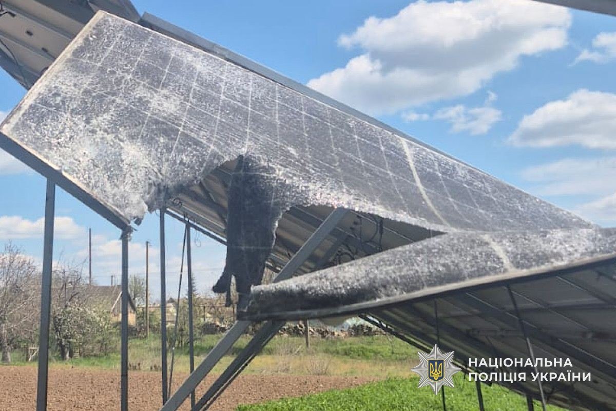 Серед поранених двоє дітей і юнак: ворог вдав по Нікополю, Криворіжжю і Синельниківщині (фото)