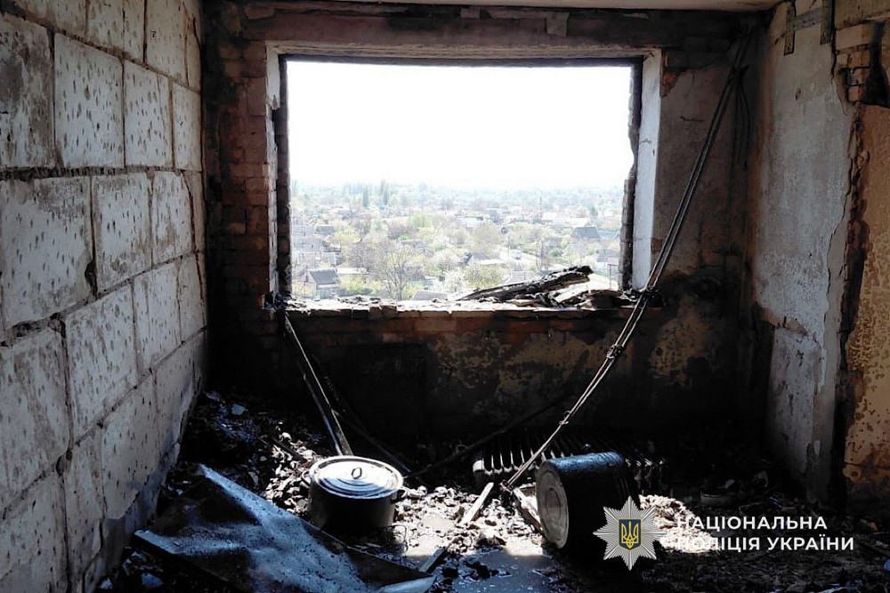 Росіяни атакували поліцейських, транспорт і будинки на Нікопольщині, вдарили по Кам’янському і Синельниківському районах – є поранені і руйнування (фото)