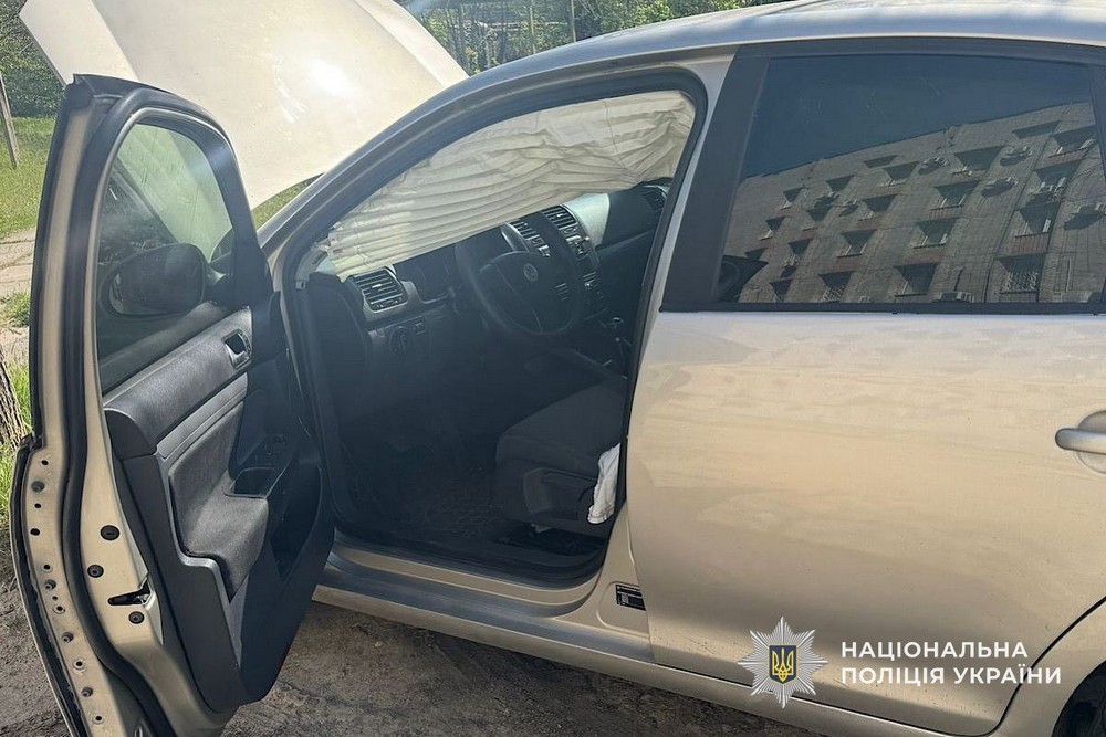 Росіяни атакували поліцейських, транспорт і будинки на Нікопольщині, вдарили по Кам’янському і Синельниківському районах – є поранені і руйнування (фото)