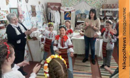 у Покровській громаді 4