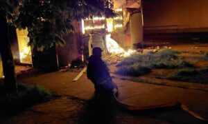 Є загиблі і поранені на Нікопольщині і Синельниківщині, понівечені кафе, магазин, кіоск, будинки, підприємство (фото)