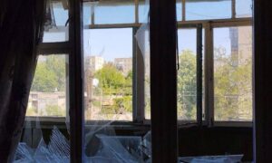 Спрямували дрон на кіоск біля супермаркету і вбили та поранили людей: подробиці смертельних обстрілів Нікопольщини і Синельниківщини від поліції (фото)