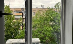 Четверо поранених, побиті автобуси, ринок, адмінбудівлі, будинок культури: Нікополь і район, Дніпро, Криворіжжя і Синельниківщина під ворожим вогнем – поліція (фото)
