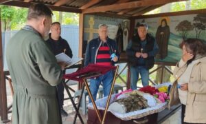 Осиротіли батьки, дружина і син… Сьогодні Нікопольщина провела в останню путь Героя (фото)