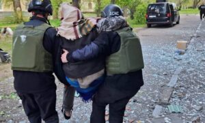 Четверо поранених на Нікопольщині, побито медзаклад, 13 будинків, автівки також під ударом було Криворіжжя (фото)