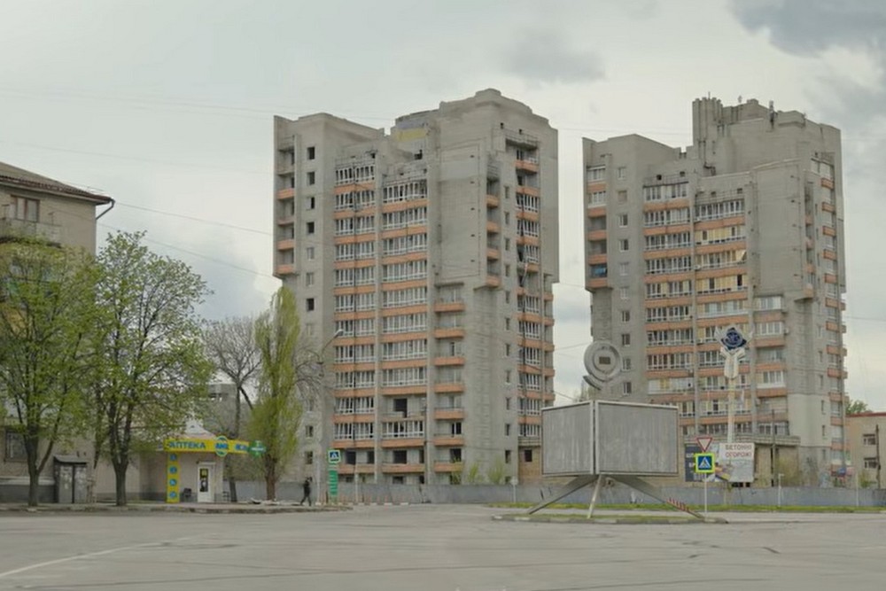 «Це вперше тут така активізація»: новий сюжет про Нікополь, захист міста і життя під прицілом ворога