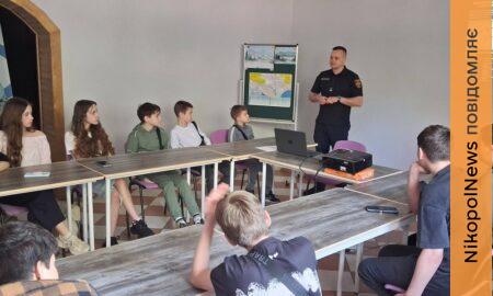 Як діяти під час обстрілів та атак дронів: у Нікополі стартував цикл тренінгів із безпеки