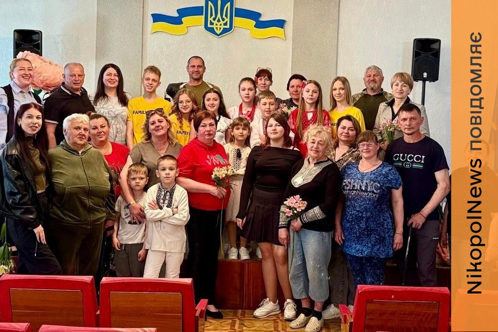 Для матерів, родин і захисників: у Томаківці відбувся святковий концерт