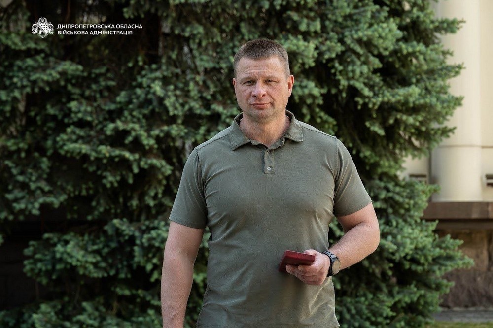 Начальник Дніпро ОВА вручив державні нагороди 12 військовим 8 Начальник Дніпро ОВА вручив державні нагороди 12 військовим 8