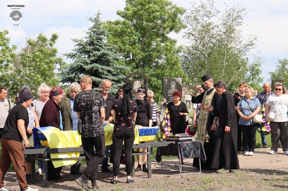 Нікопольщина провела в останню путь Захисника (фото) 2
