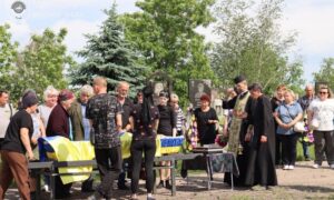 Нікопольщина провела в останню путь Захисника (фото) 2