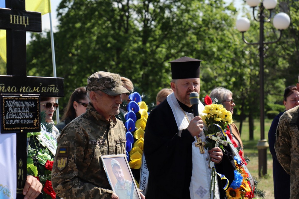 Нікопольщина сьогодні провела в останню путь полеглого Захисника Нікопольщина сьогодні провела в останню путь полеглого Захисника