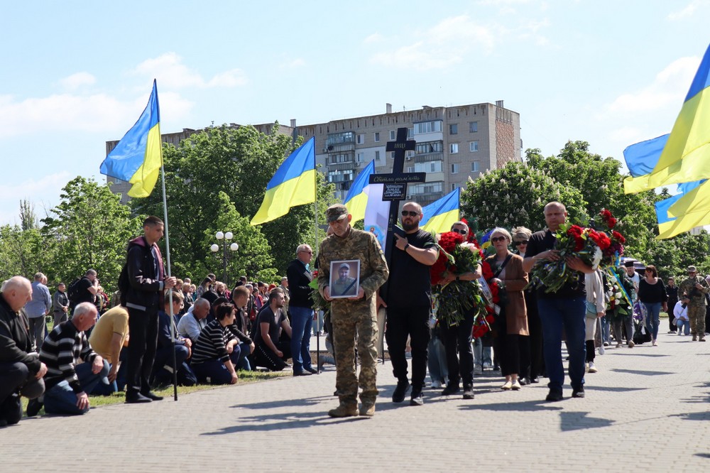 Нікопольщина сьогодні провела в останню путь полеглого Захисника 3 Нікопольщина сьогодні провела в останню путь полеглого Захисника 3