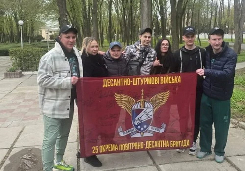 З ворожого полону повернувся мешканець Нікополя, який був у неволі понад 3 роки! З ворожого полону повернувся мешканець Нікополя, який був у неволі понад 3 роки!